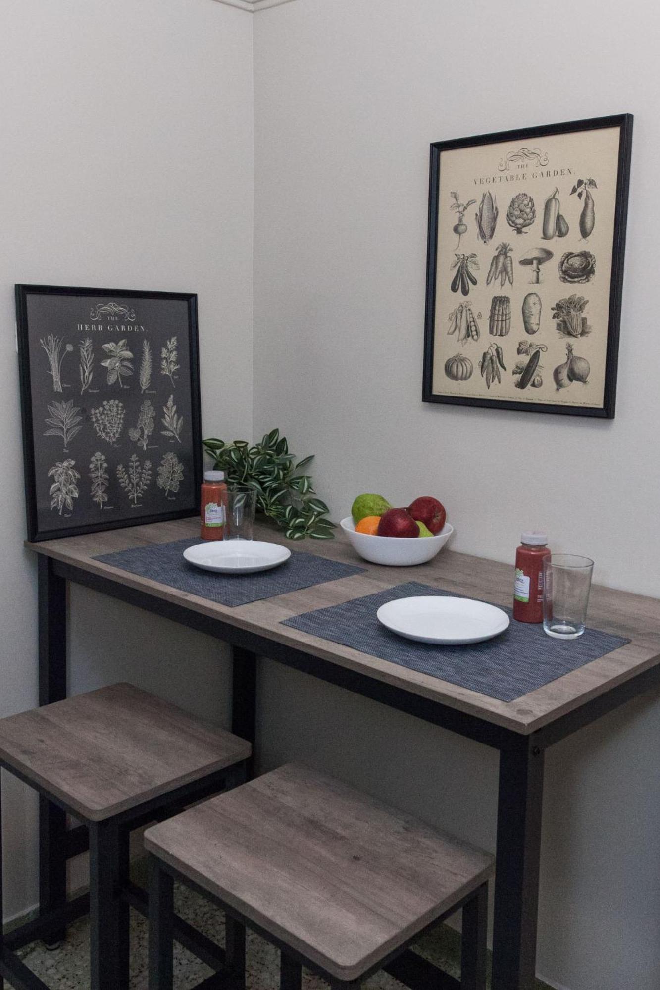 Fashionable 2 Bd In Ano Kipseli With Balcony Athens