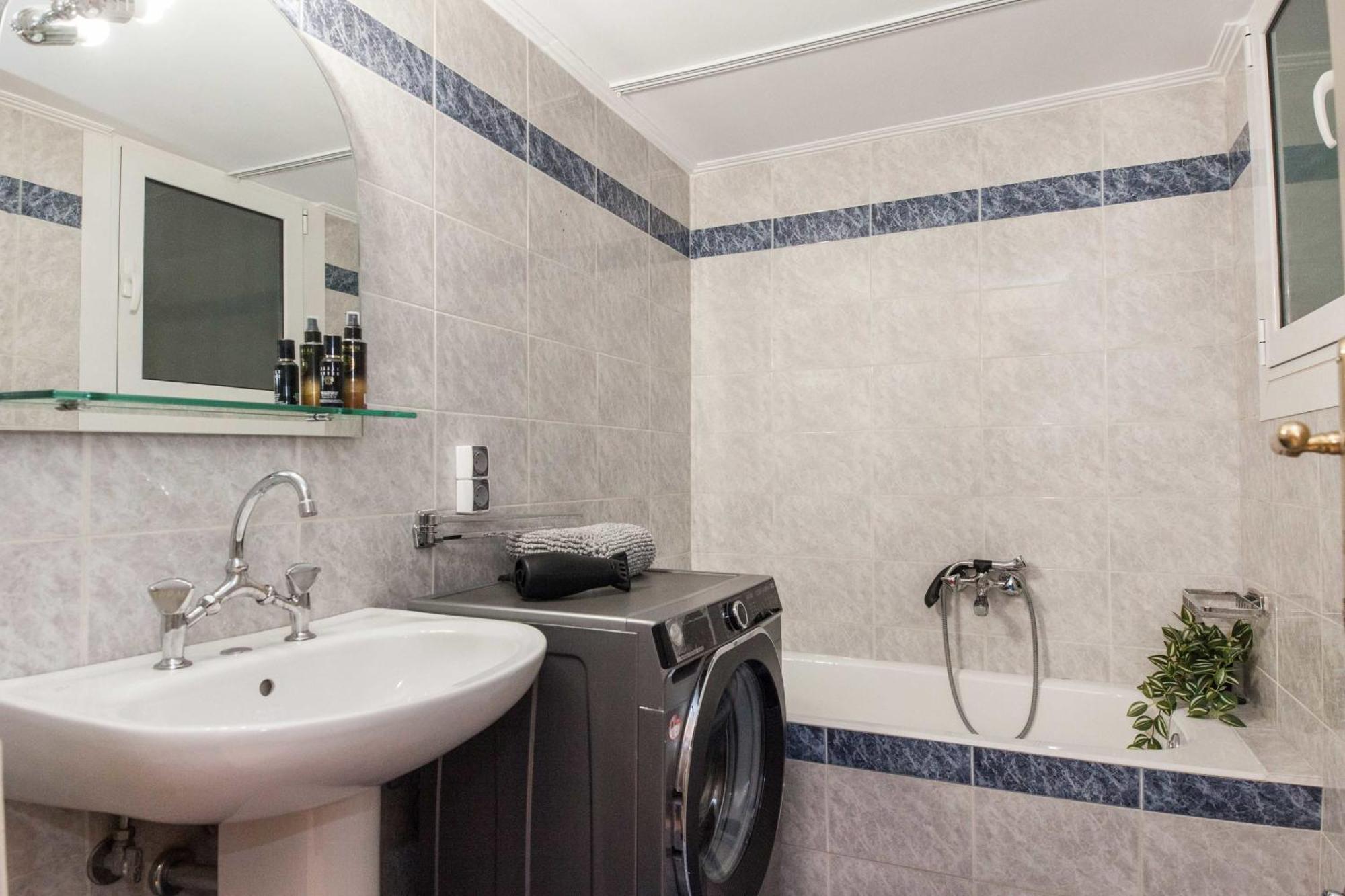 Fashionable 2 Bd In Ano Kipseli With Balcony Apartment *